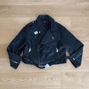 White Fox Biker Jacket Faux leather Seal The Deal Size M/L Black